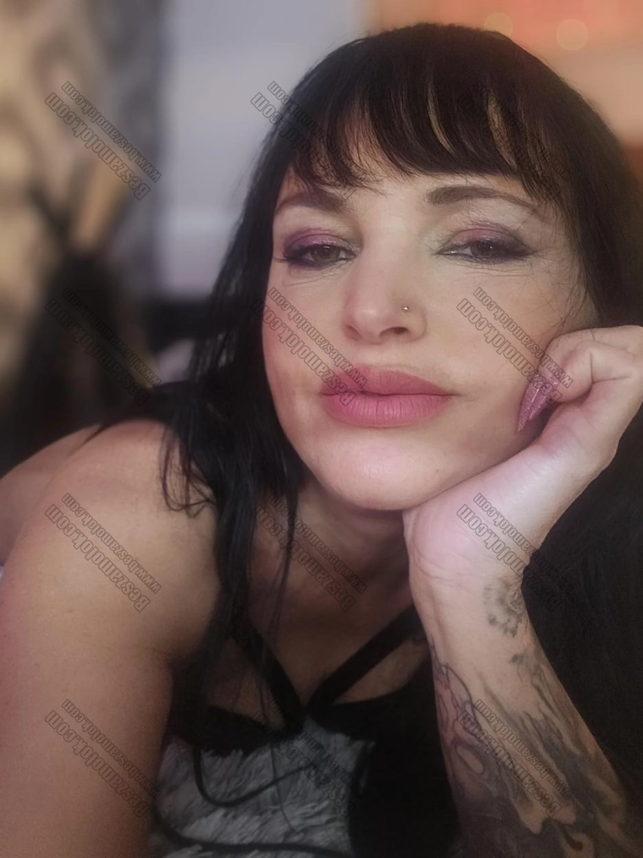 Eszter a boszi prosztata masszazs profil kepes profil - prosztata-masszazs.hu Eszter a boszi - +36 20 295 1211 - prosztata masszazs foto